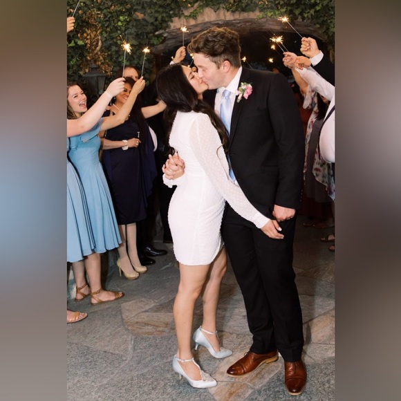 ⚪️ LULUs Much Love White Swiss Dot Long Sleeve Tie-Front Mini Dress. Size MEDIUM - Picture 8 of 9